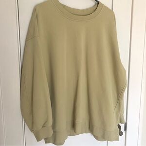 37. Size XL LULULEMON Beige Everyday Crewneck Sweatshirt